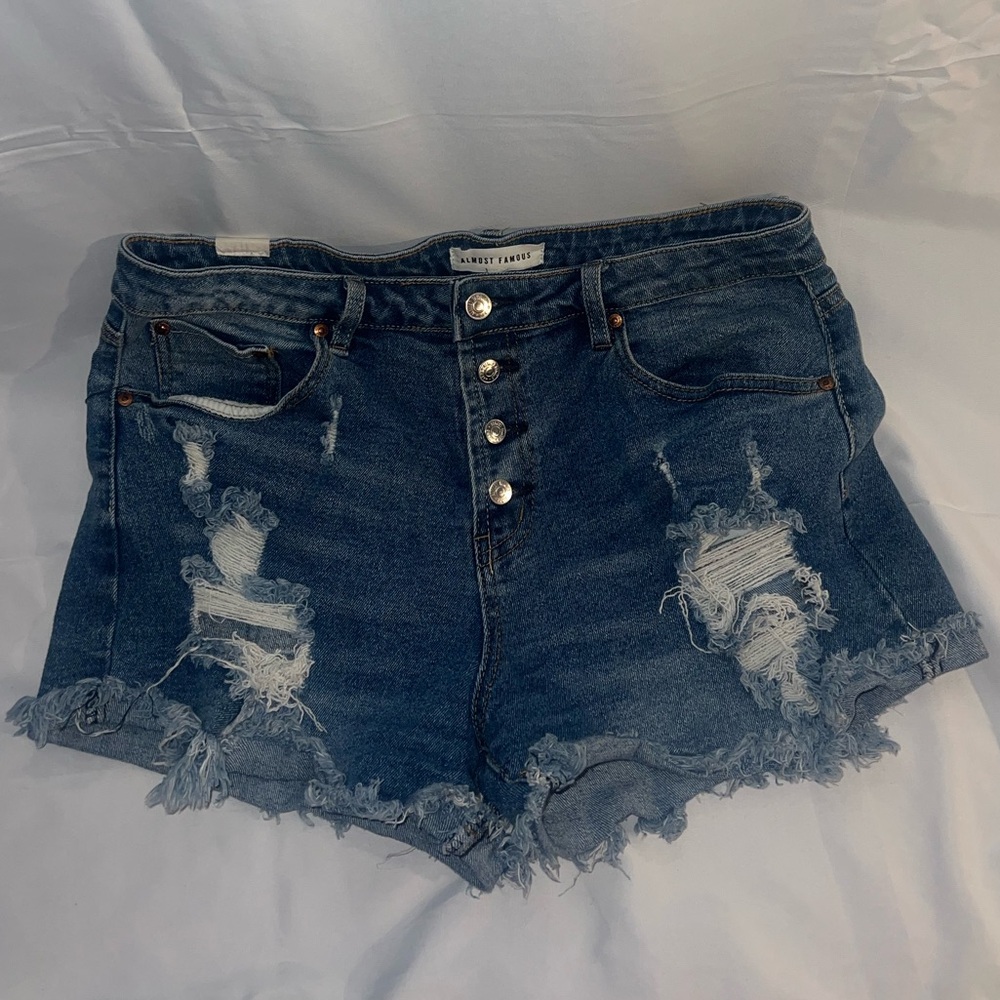 Almost Famous | Distressed Jean Shorts